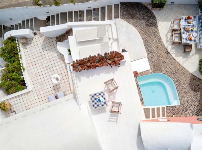 011_Finikia_Oia_Schoene Aussichten Touristik